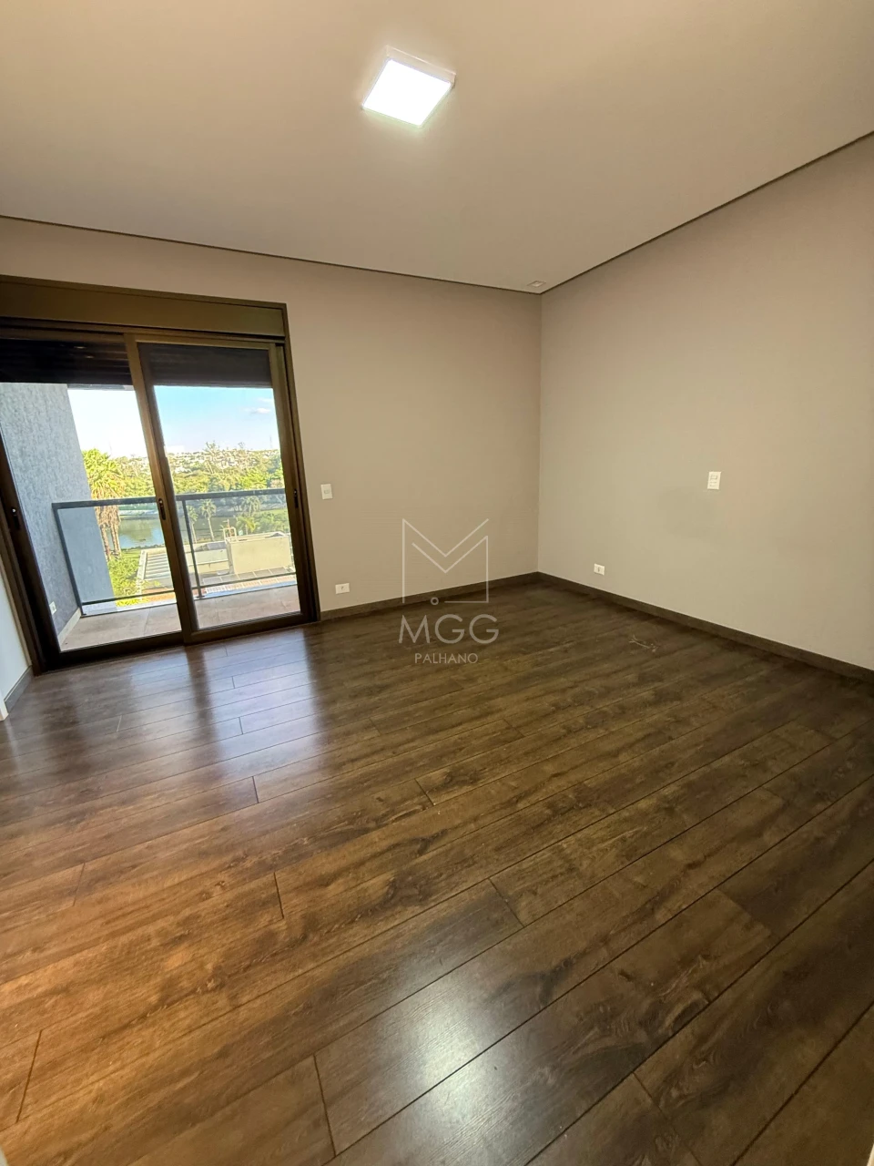 Condomínio Royal Park