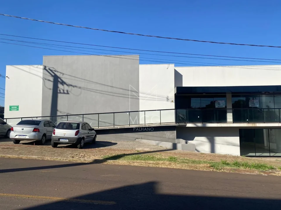 Salões comerciais Zona norte/ perto Saul Elkind