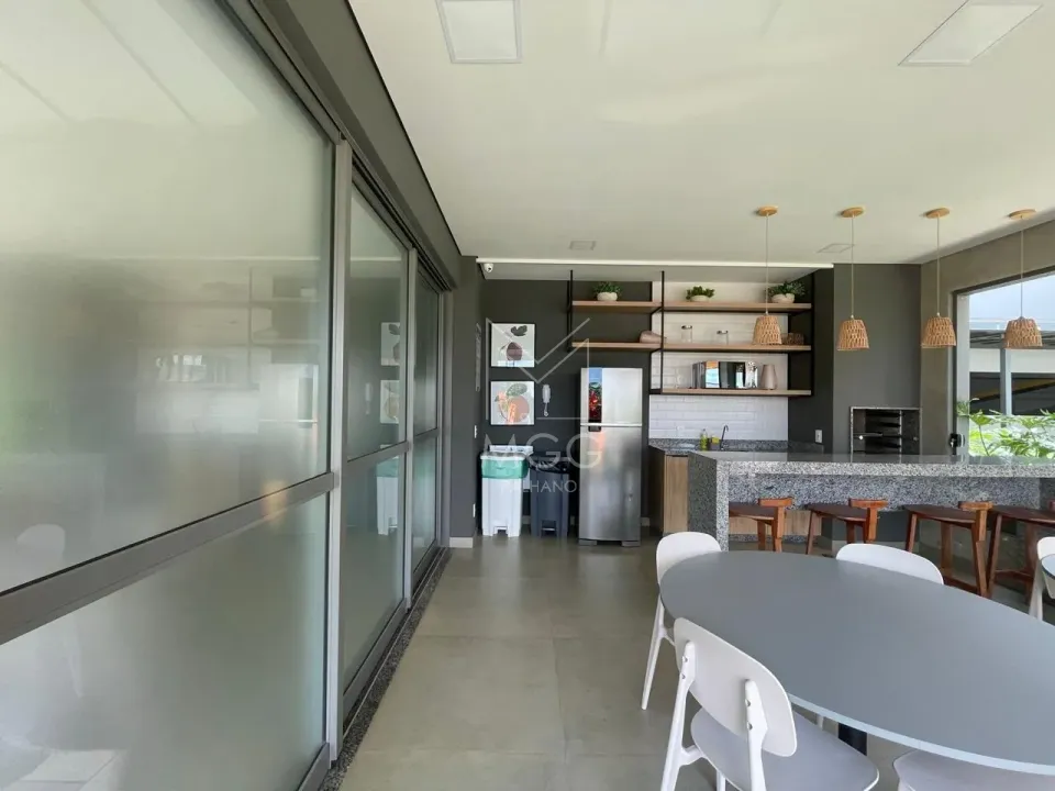 APARTAMENTO EDIFÍCIO CARMEL