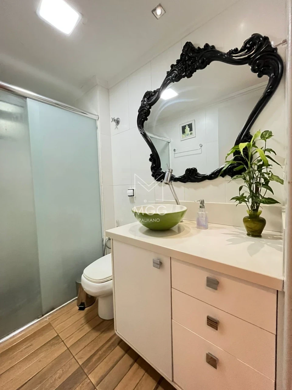 APARTAMENTO RESIDENCIAL DO LAGO 1