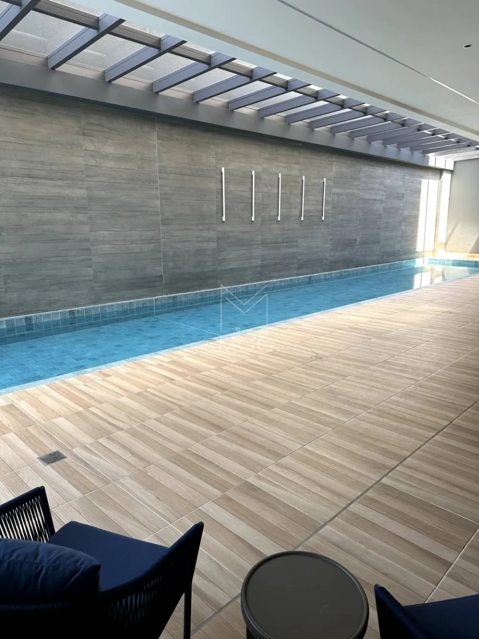APARTAMENTO EDIFÍCIO HAUSE