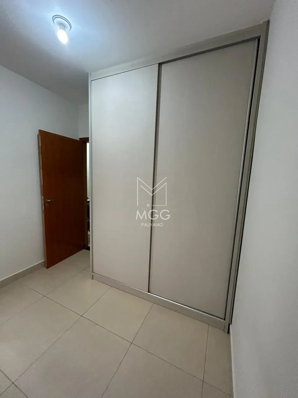 Casa no Residencial Octávio Cesário - Cambé - PR