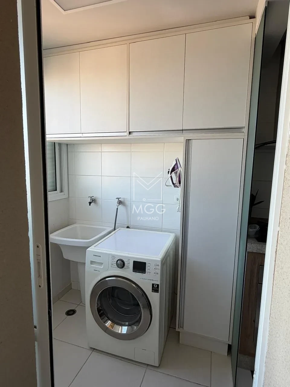 APARTAMENTO EDIFÍCIO TORRES INGLATERRA