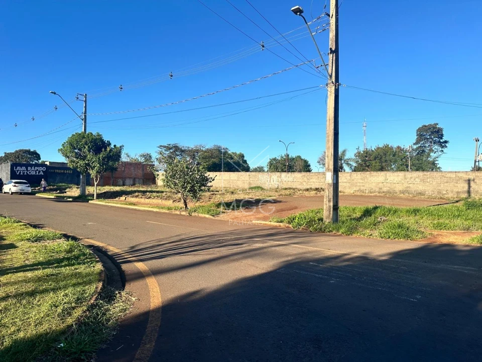 Terreno Comercial ZC3 na Av. Guilherme de Almeida