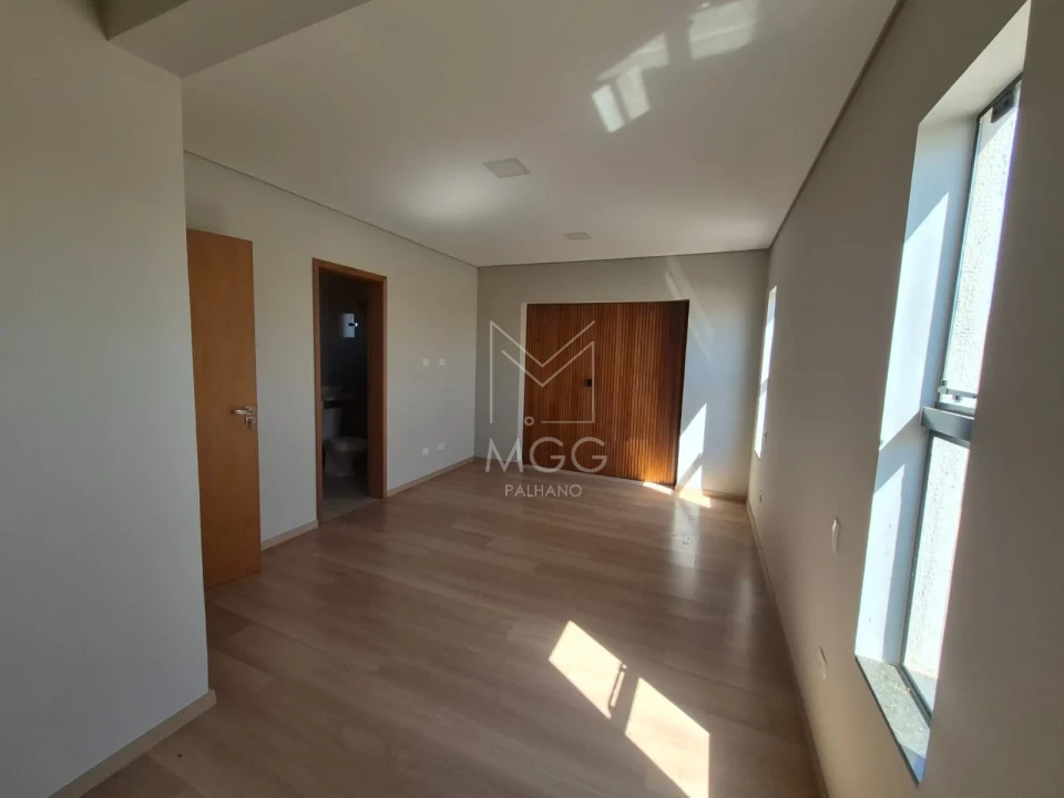 CASA A VENDA CONDOMÍNIO BELLA VITTÁ