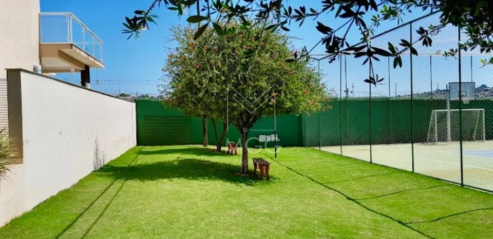 CONDOMÍNIO GOLDEN HILL