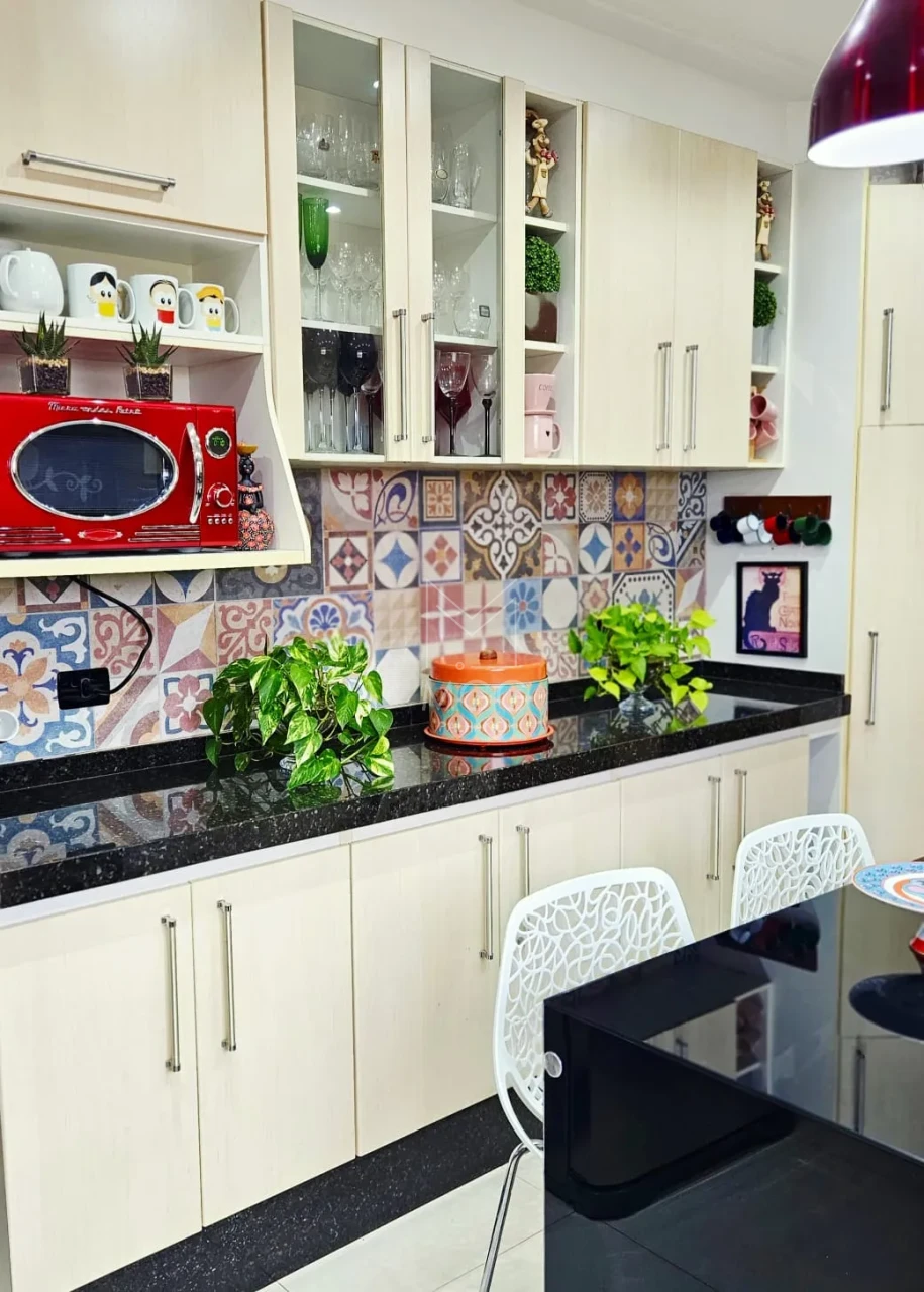 APARTAMENTO EDIFÍCIO FLORESTA NEGRA