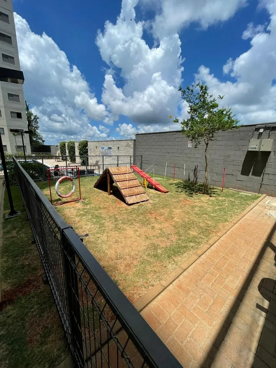 APARTAMENTO EDIFÍCIO CARMEL