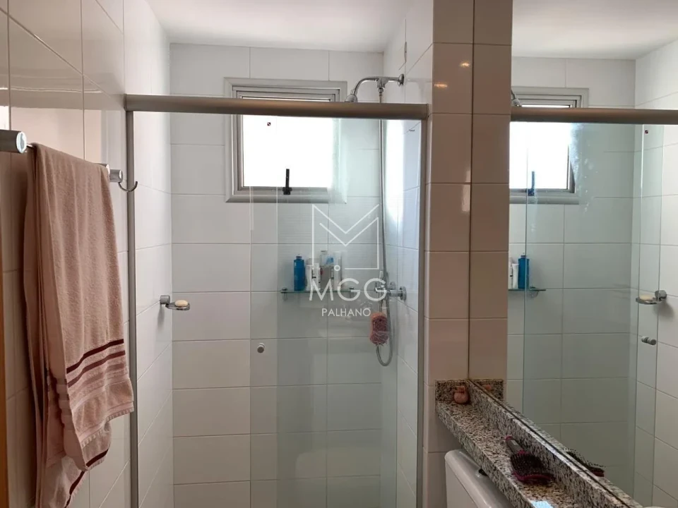 APARTAMENTO EDIFÍCIO FERNANDO PESSOA