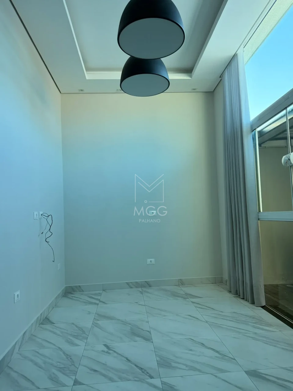 CASA JARDIM MILTON MENEZES - PRÓXIMO AV. ROBERT KOCH