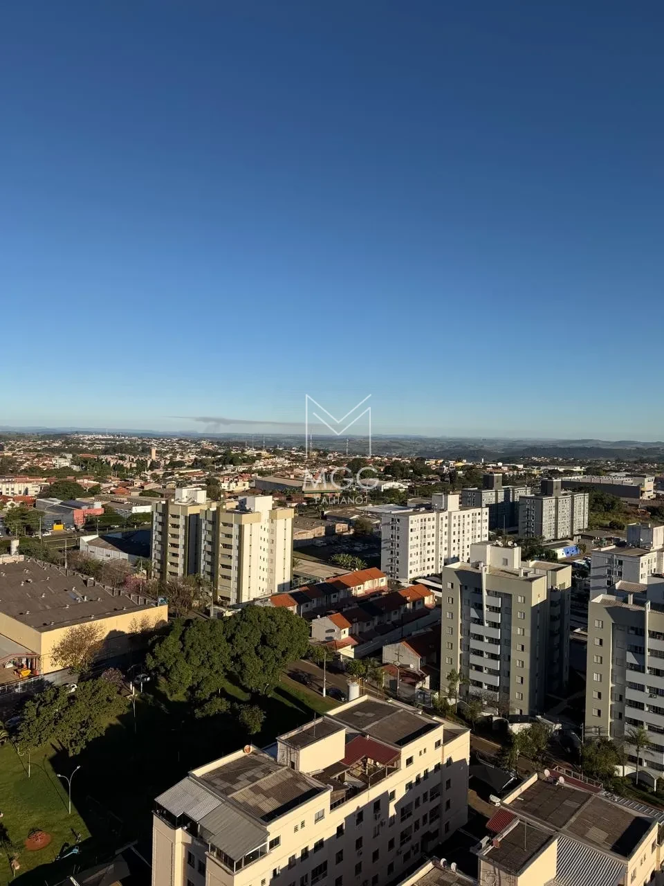 APARTAMENTO EDIFÍCIO TORRES INGLATERRA