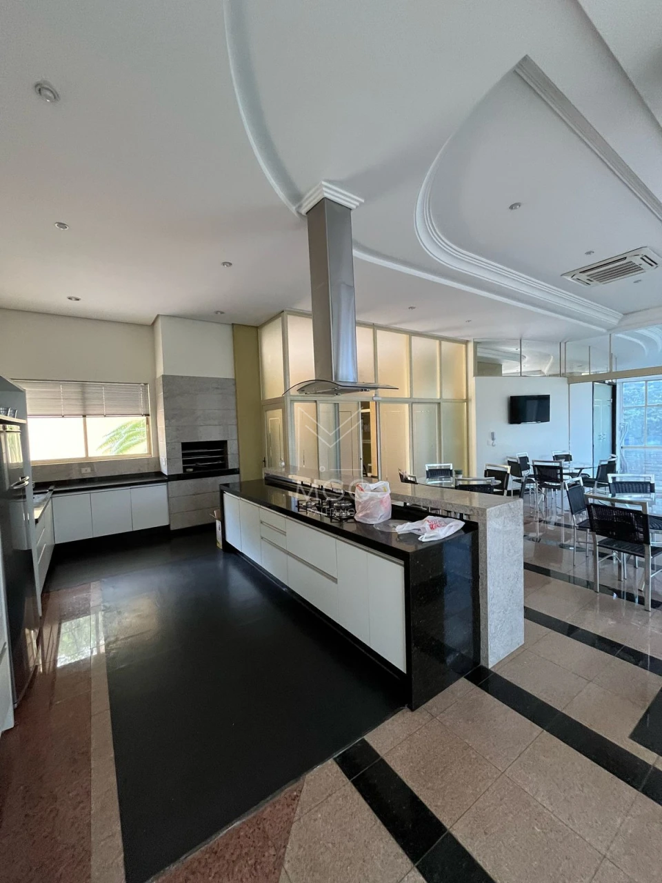 Condomínio Four Seasons Residence