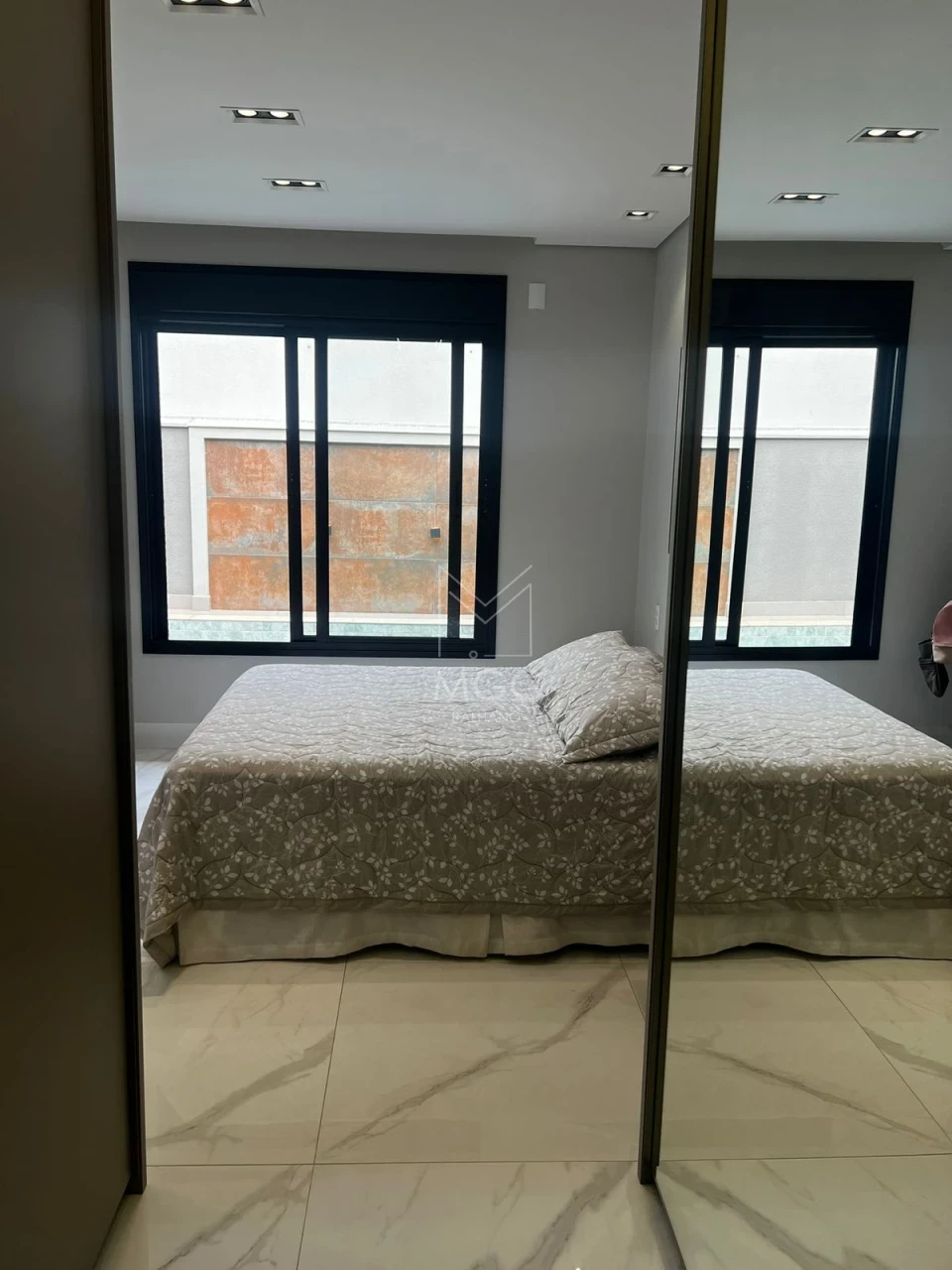CASA CONDOMÍNIO BELLEVIE