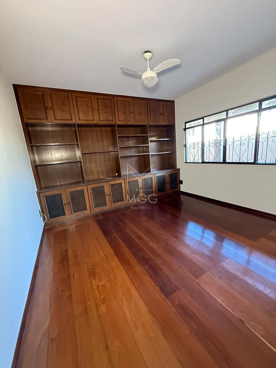 Casa na Rua Deputado Nilson Ribas, nº 1173