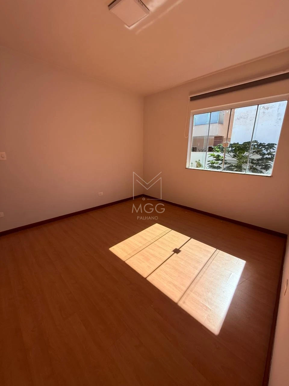 SOBRADO LOCAÇÃO CONDOMINIO ROYAL FOREST