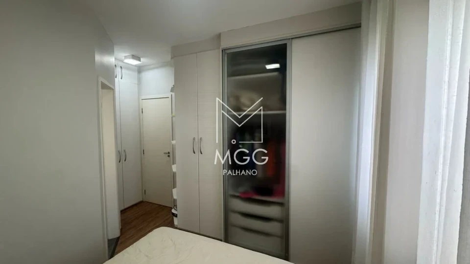 APARTAMENTO EDIFÍCIO PIAZZA DI ROMA