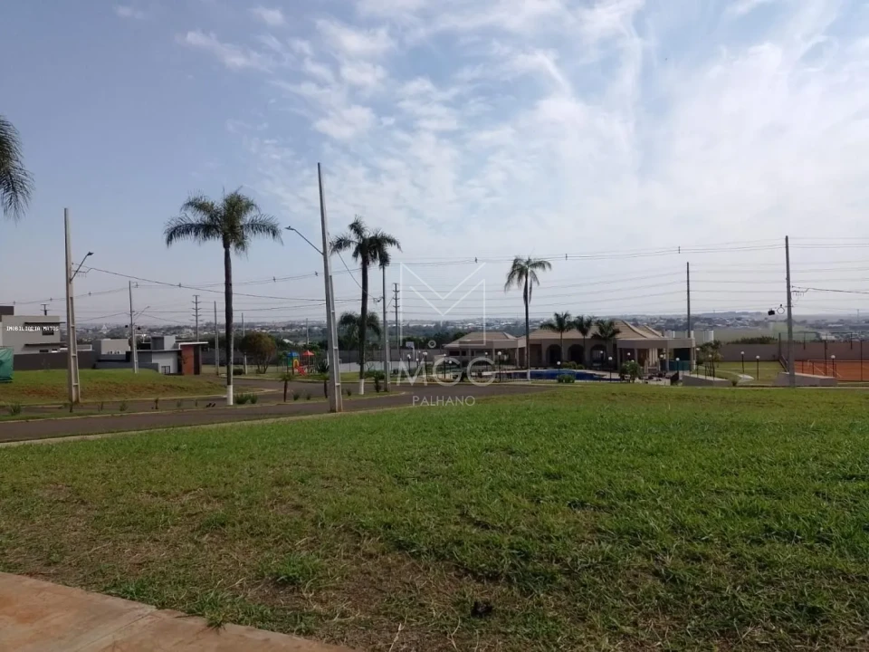 TERRENO CONDOMÍNIO GOLDEN PARK 2