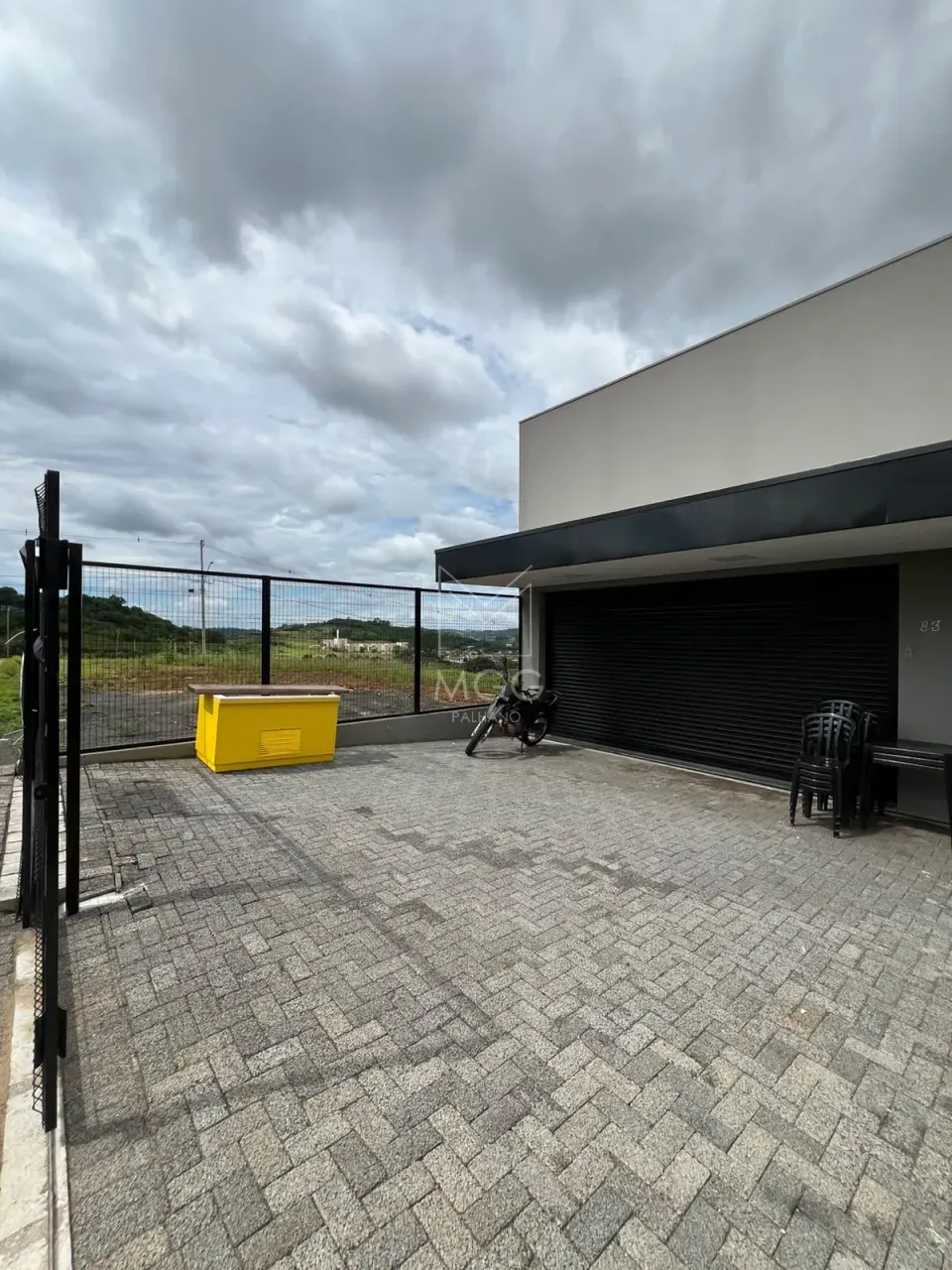 SALÃO COMERCIAL NO RESERVA SALTINHO