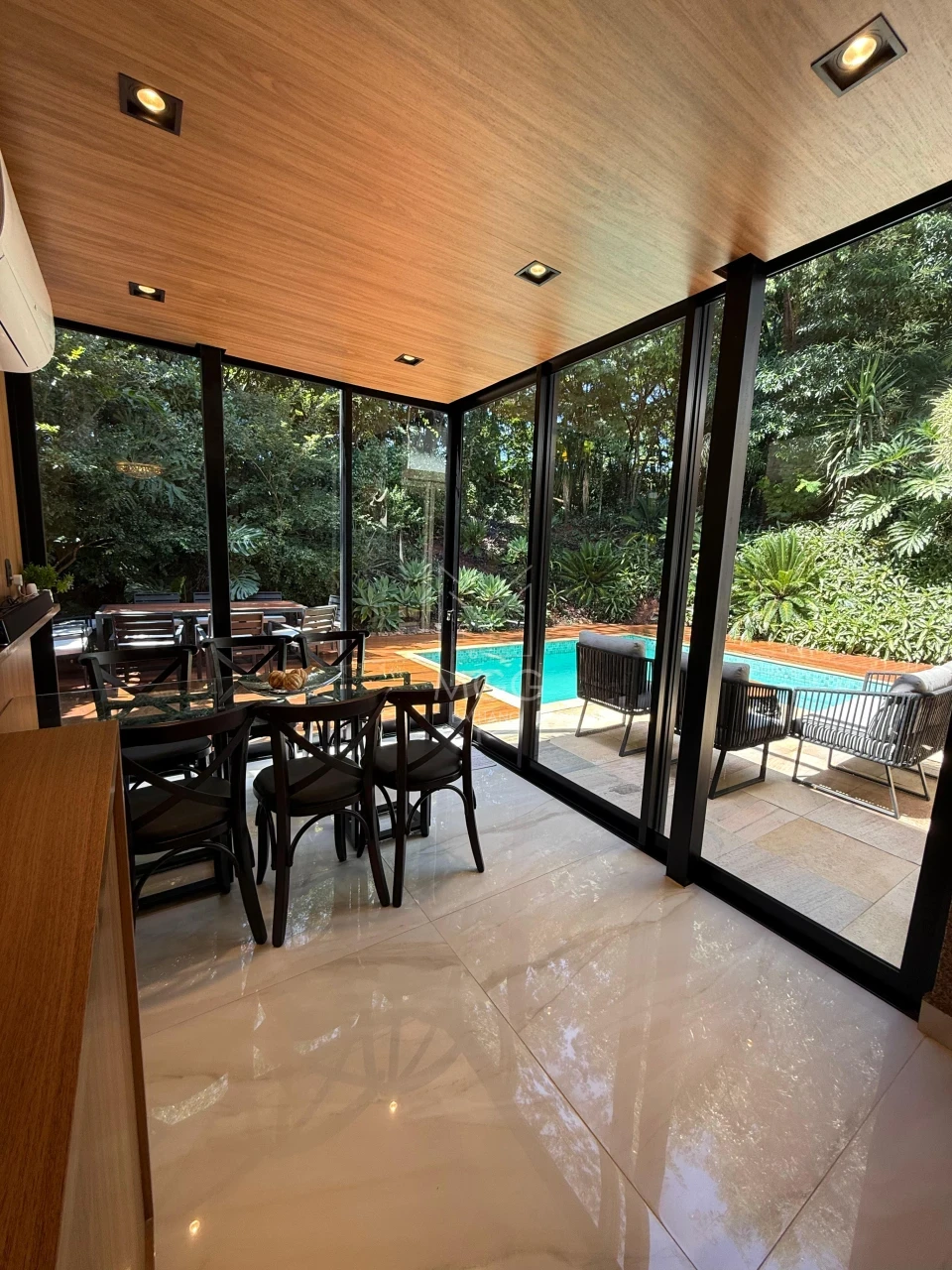 Condomínio Royal Forest