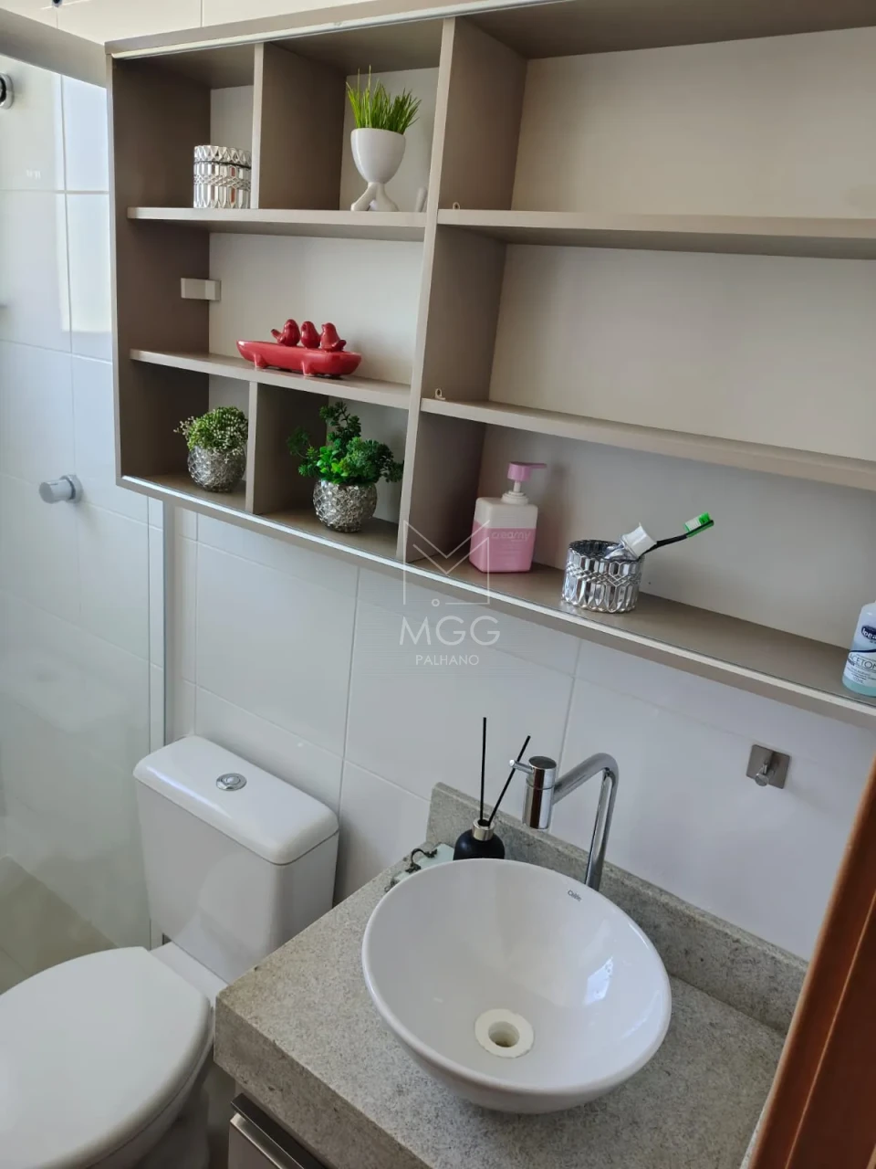 APARTAMENTO RESIDENCIAL LAGOA DOURADA