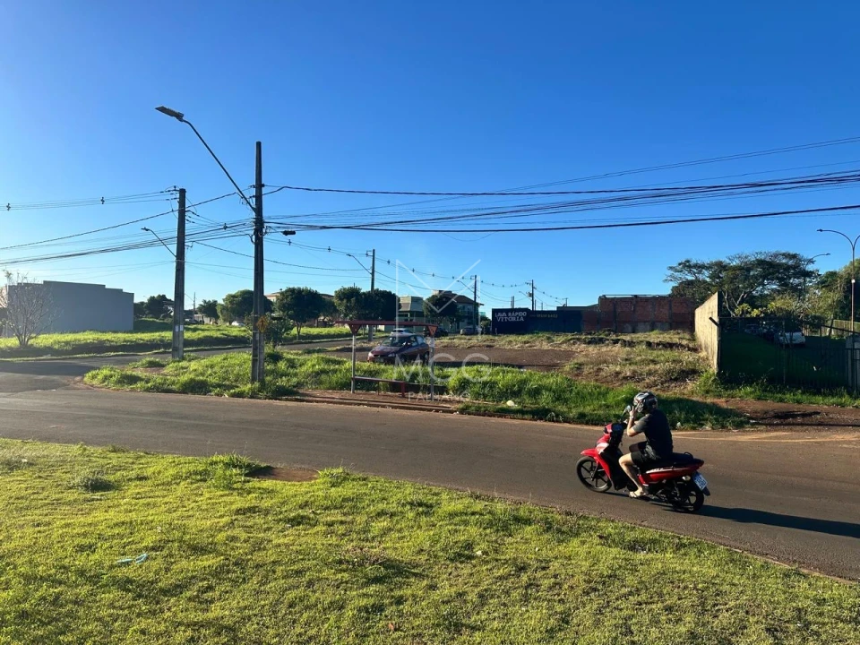 Terreno Comercial ZC3 na Av. Guilherme de Almeida