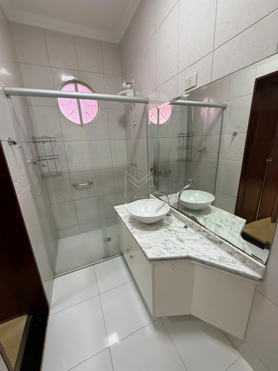 CASA COMERCIAL OU RESIDENCIAL RUA PARANAGUÁ