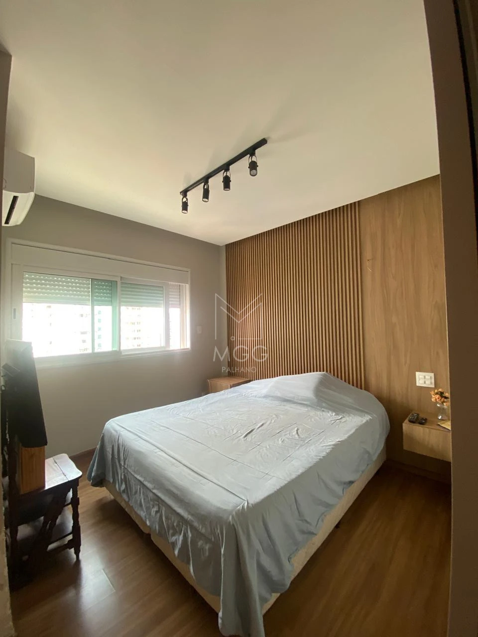 APARTAMENTO EDIFÍCIO ELÉGANCE