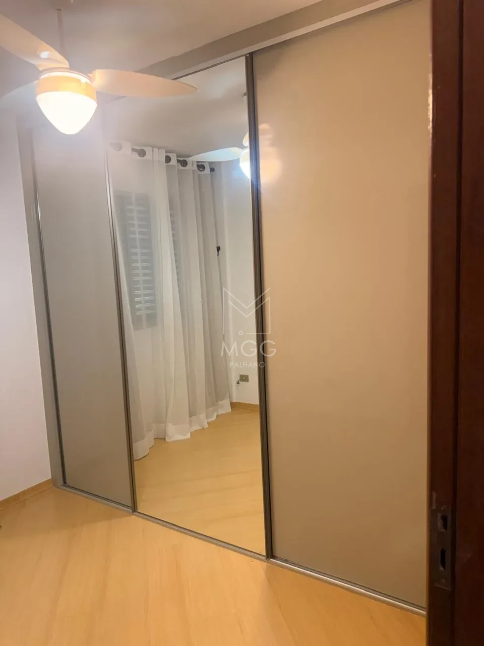 APARTAMENTO RESIDENCIAL DO LAGO 1