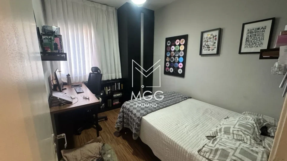 APARTAMENTO EDIFÍCIO PIAZZA DI ROMA