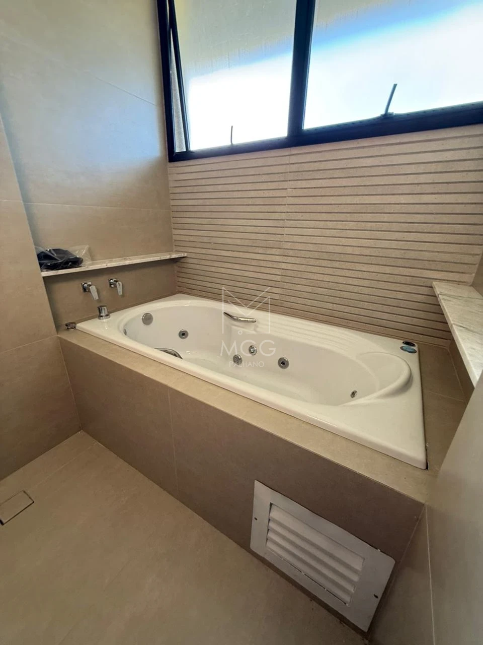 Condomínio Aranguá