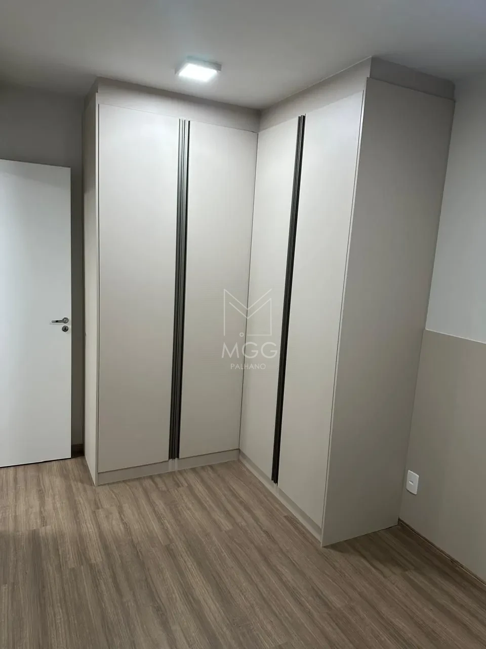 APARTAMENTO EDIFÍCIO CARMEL