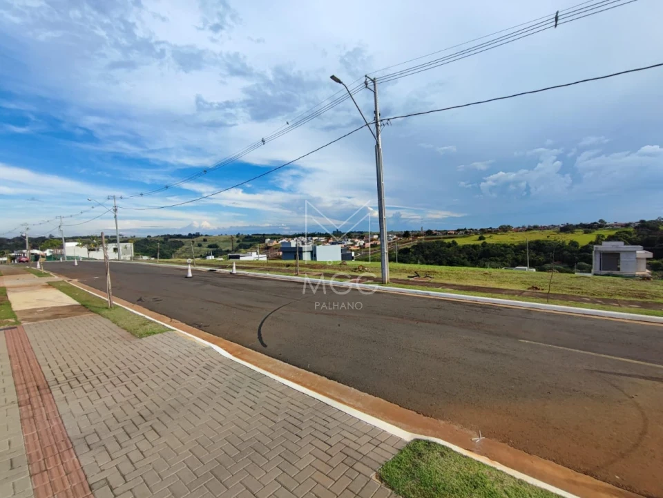 TERRENO CONDOMÍNIO ARAGUARI