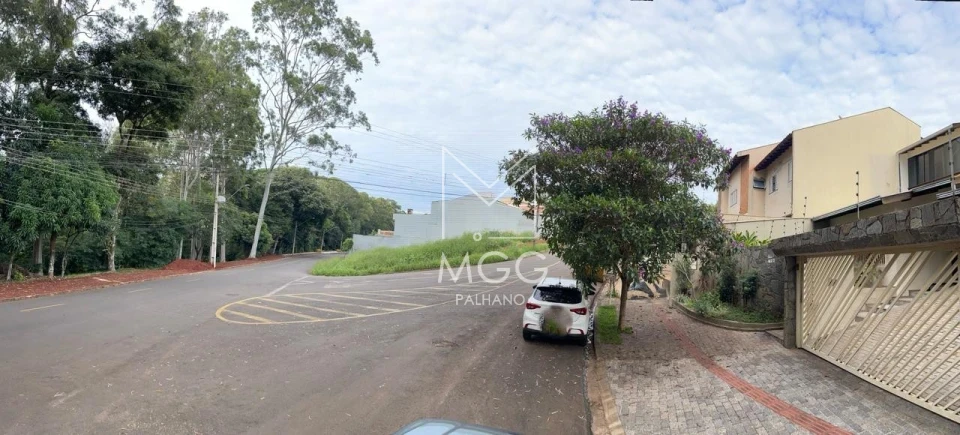TERRENO PRÓXIMO AV. MARINGÁ
