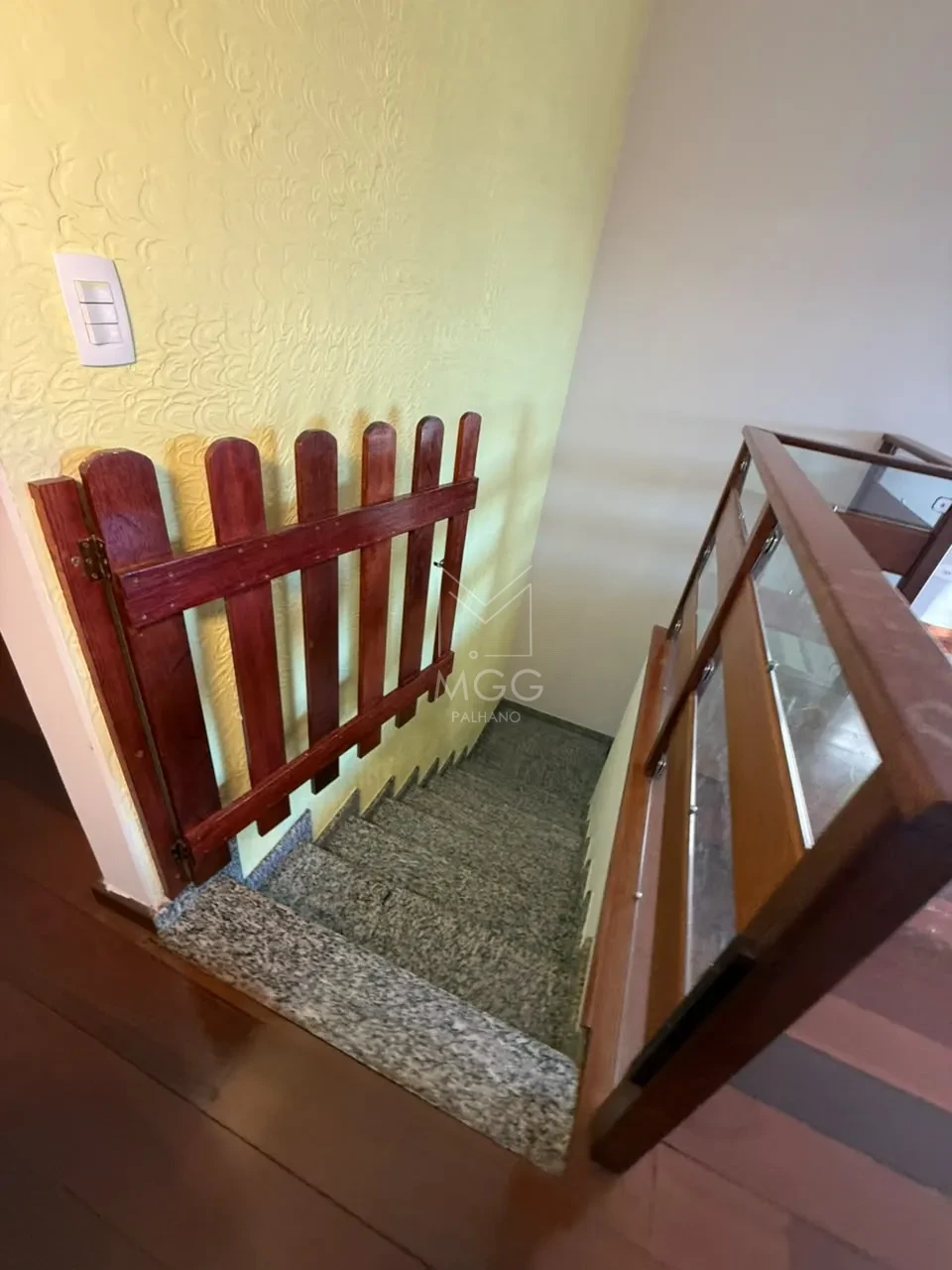 CASA SOBRELOJA . JARDIM IMAGAWA. LOCAÇÃO