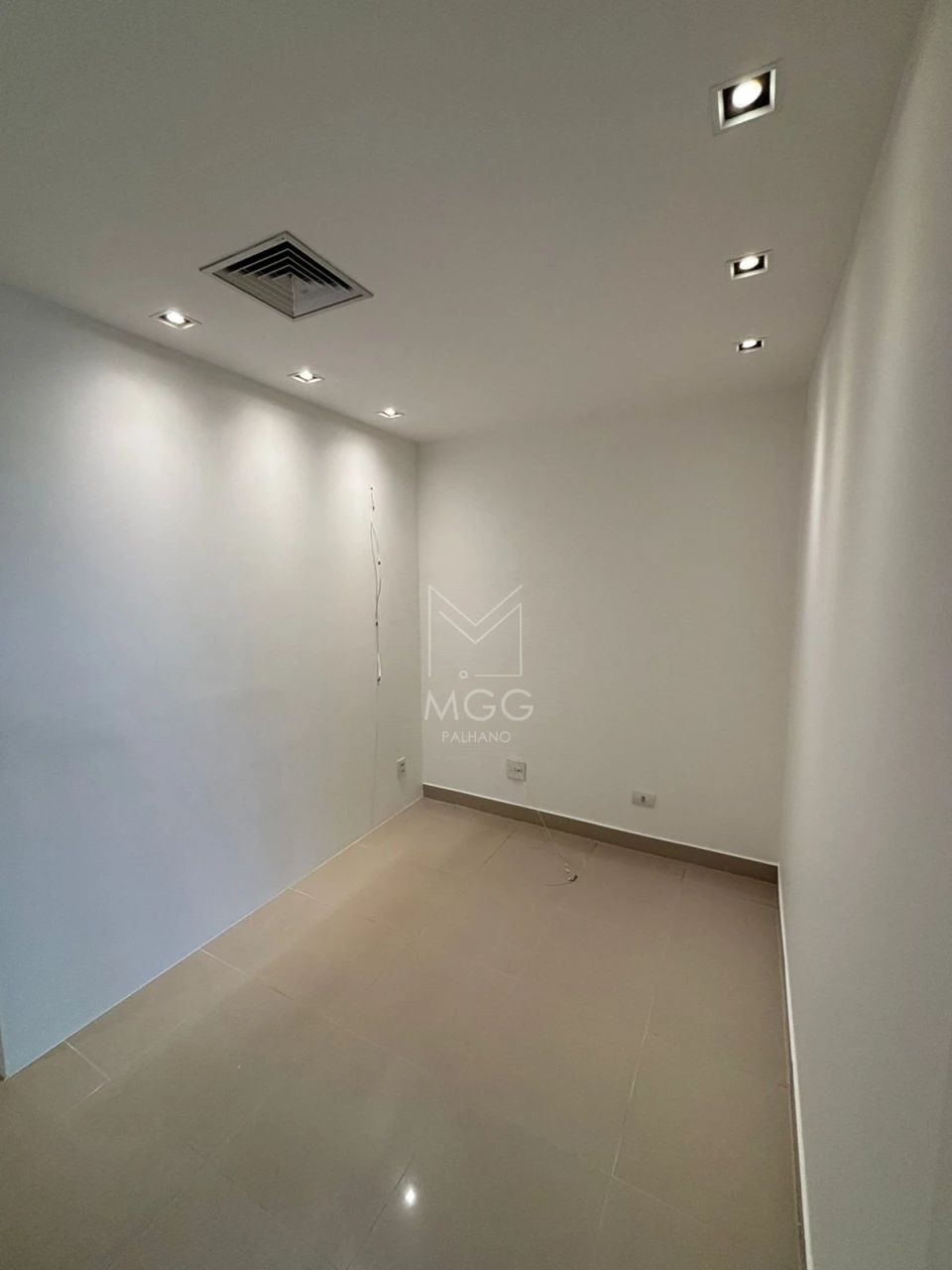 SALA COMERCIAL GENÉVE