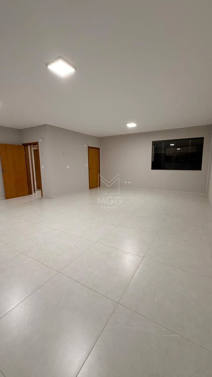 PRÉDIO COMERCIAL