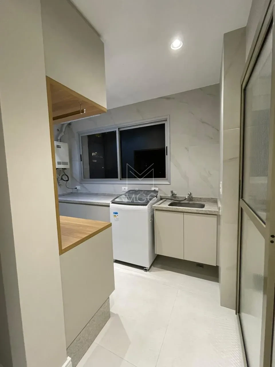 APARTAMENTO EDIFÍCIO GAUDI