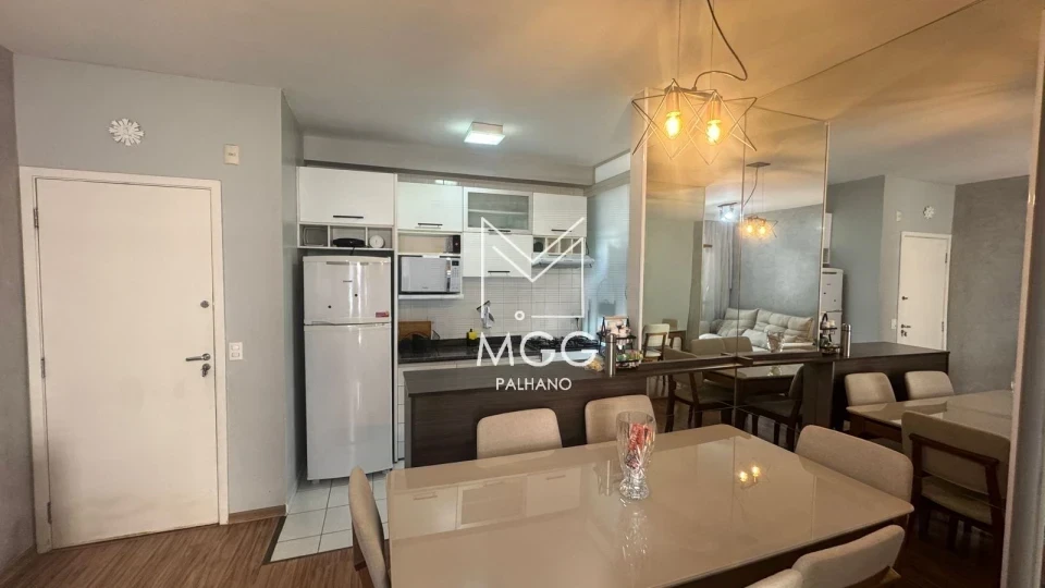 APARTAMENTO EDIFÍCIO PIAZZA DI ROMA