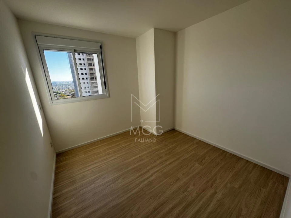 APARTAMENTO EDIFÍCIO SENSE