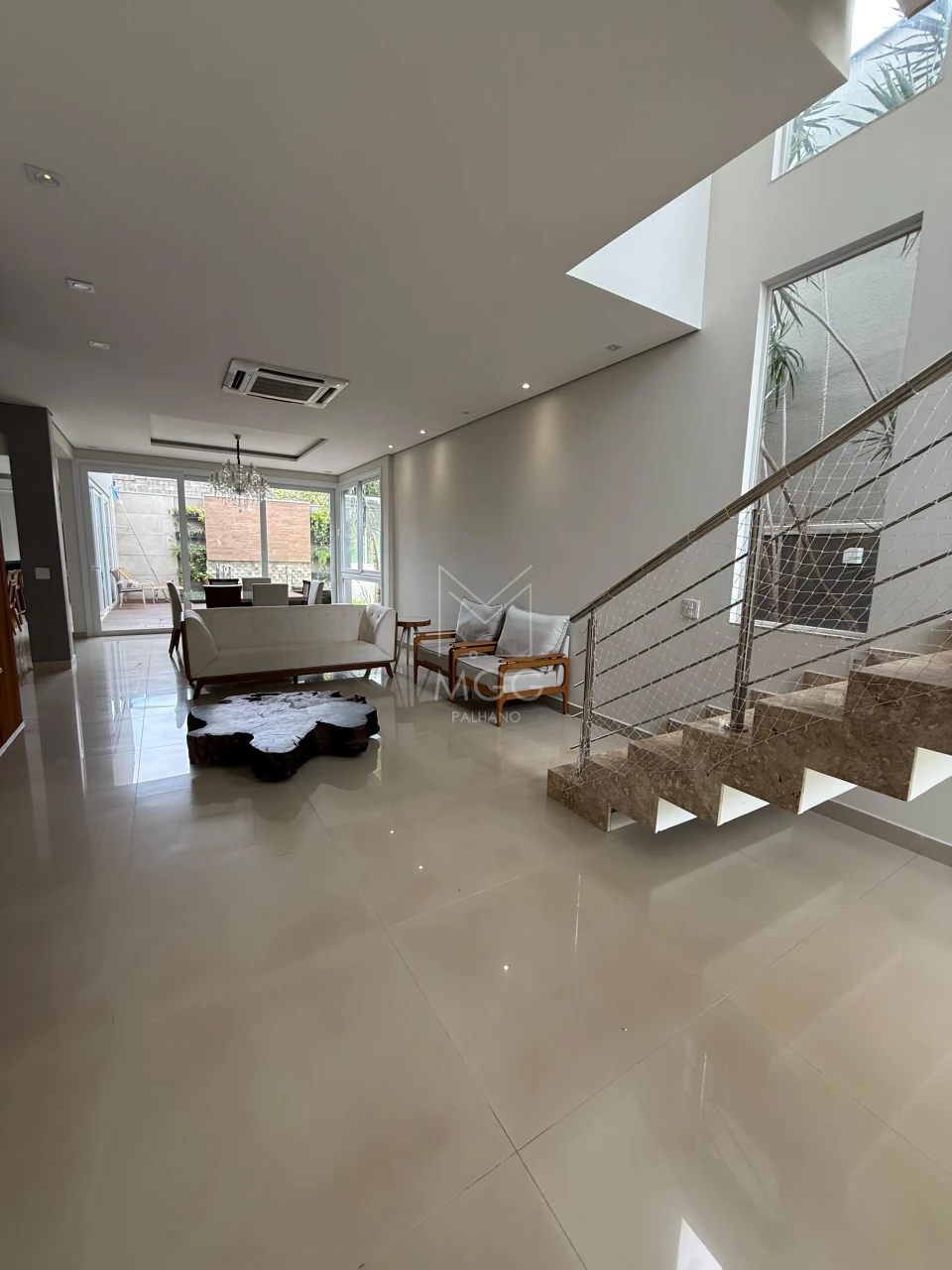 CONDOMÍNIO ROYAL FOREST