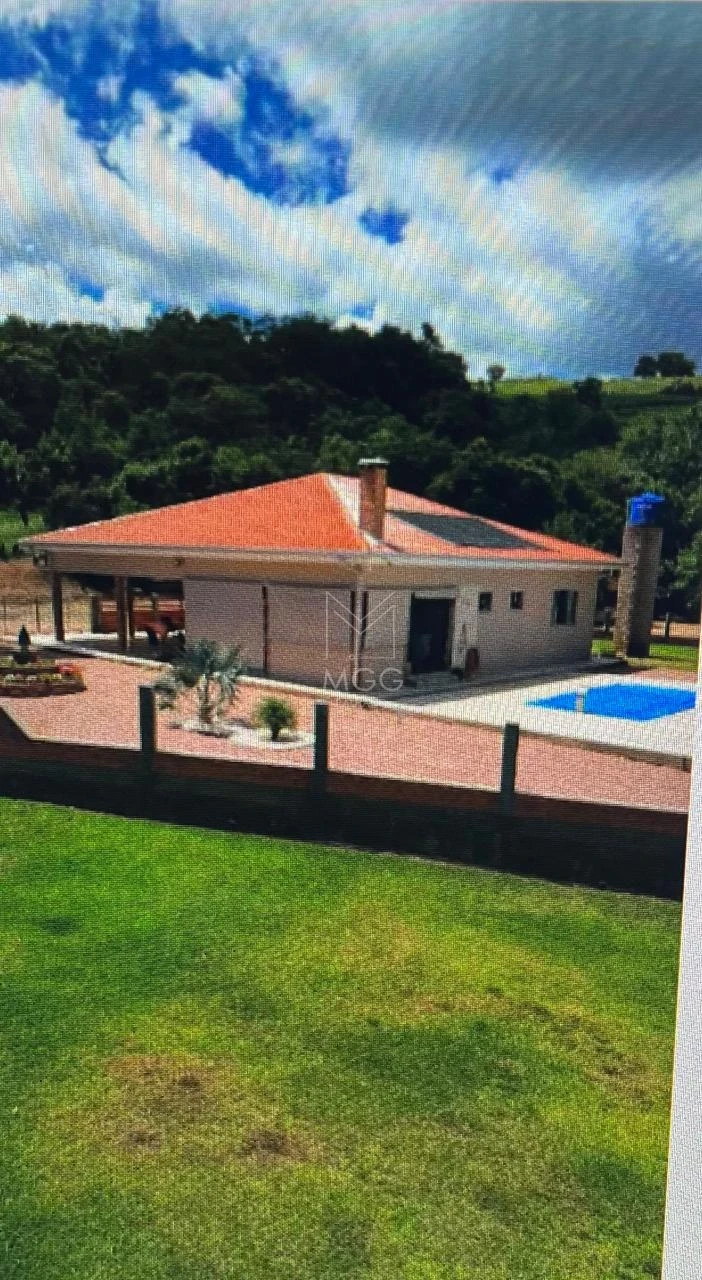 fazenda em Candido de Abreu -PR beira de pista