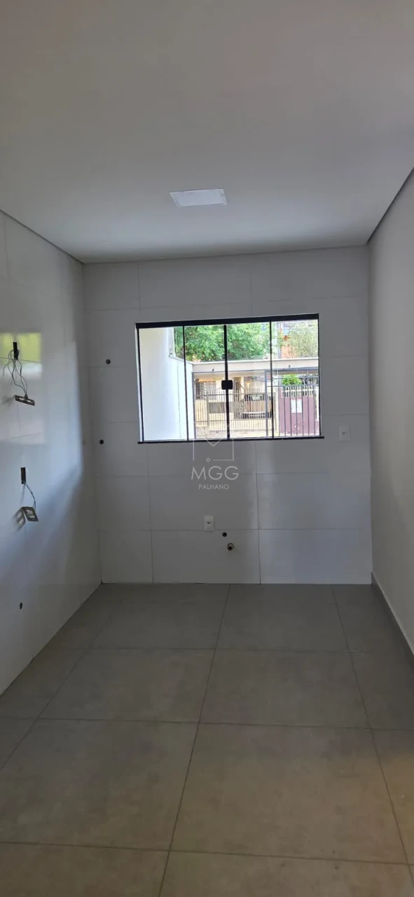 Casa Geminada Jardim Peróla - Zona Leste