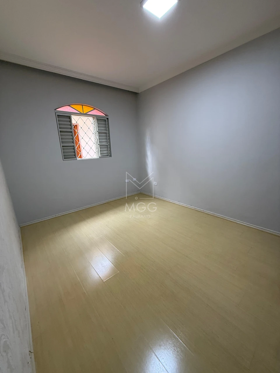 CASA COMERCIAL OU RESIDENCIAL RUA PARANAGUÁ