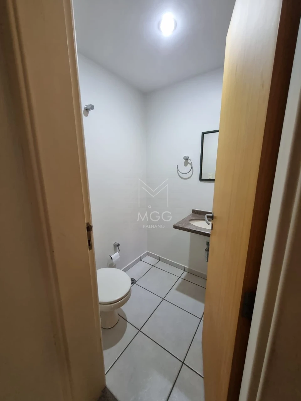 PRÉDIO COMERCIAL NO CENTRO DE LONDRINA
