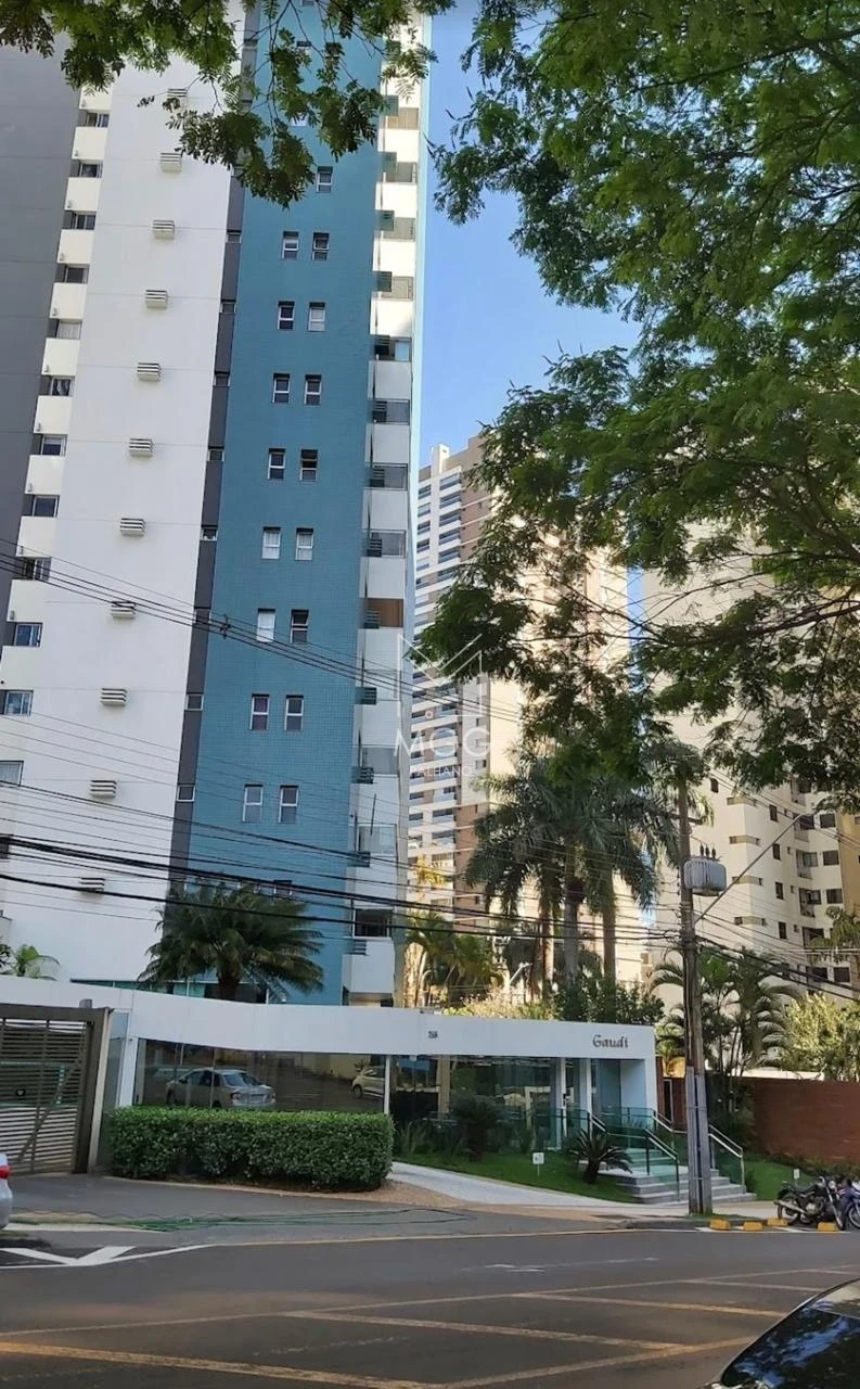 APARTAMENTO EDIFÍCIO GAUDI