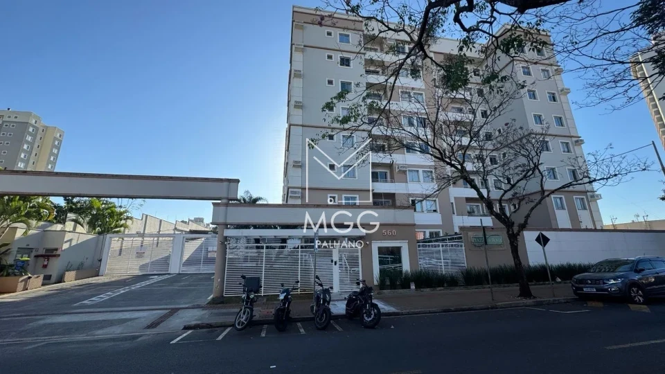 APARTAMENTO EDIFÍCIO PIAZZA DI ROMA