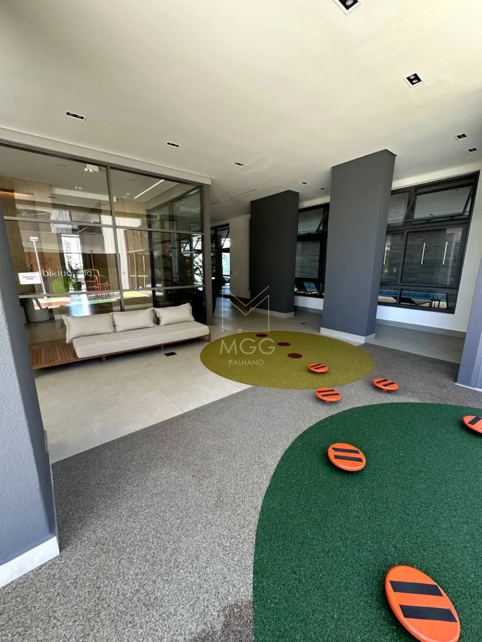 APARTAMENTO EDIFÍCIO HAUSE