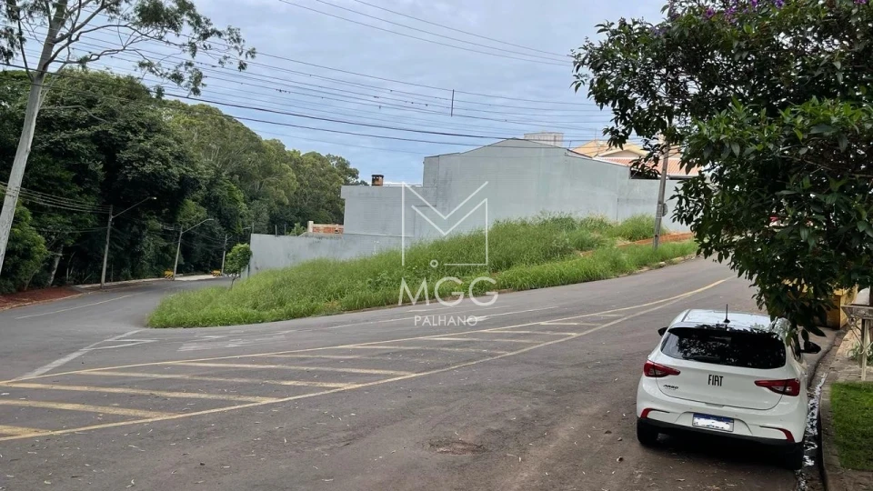 TERRENO PRÓXIMO AV. MARINGÁ