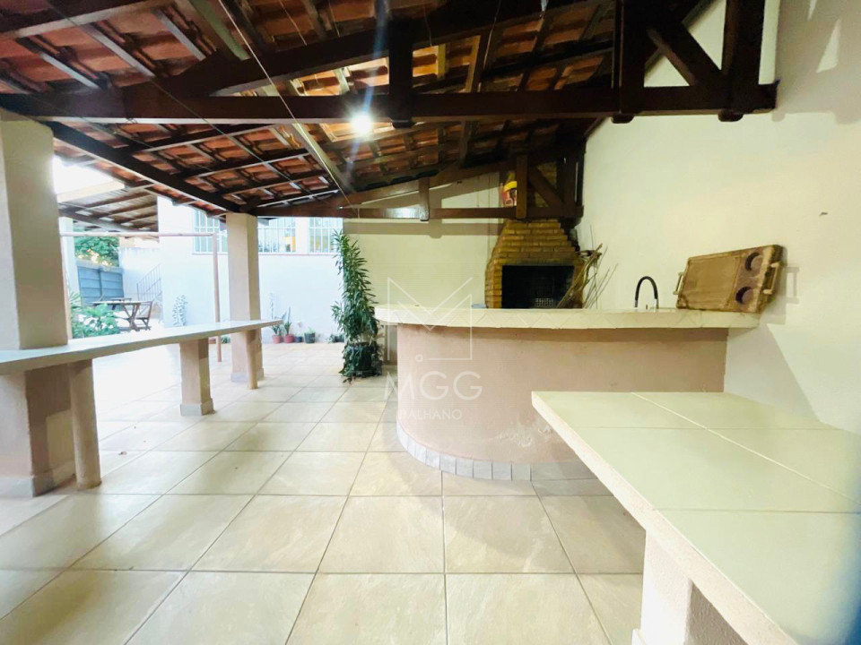 Sobrado Residencial - Comercial