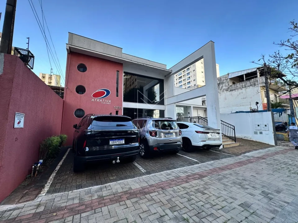 Locação Casa Comercial p/ Clínica na João Cândido,